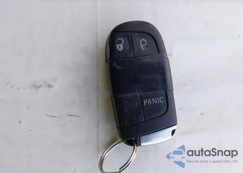 2015 Chrysler 200 Lx z USA, uszkodzony, nr VIN 1C3CCCFB0FN629529